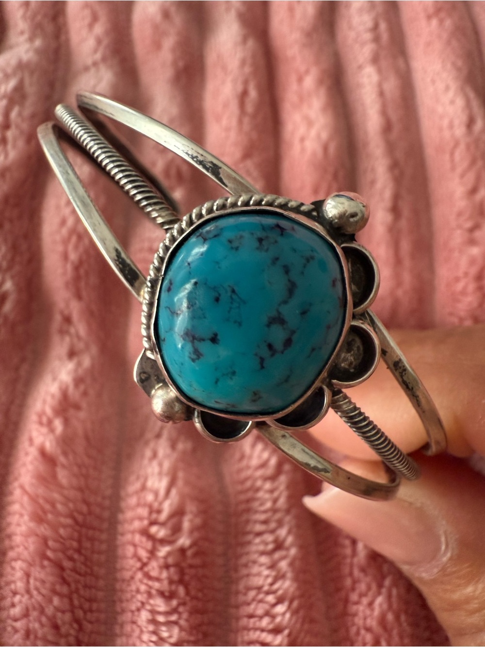 Sterling  Silver  Turquoise with Twisted Wire Detail